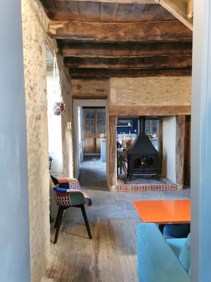 Maison typique périgourdine avec piscine Paulin Extérieur photo