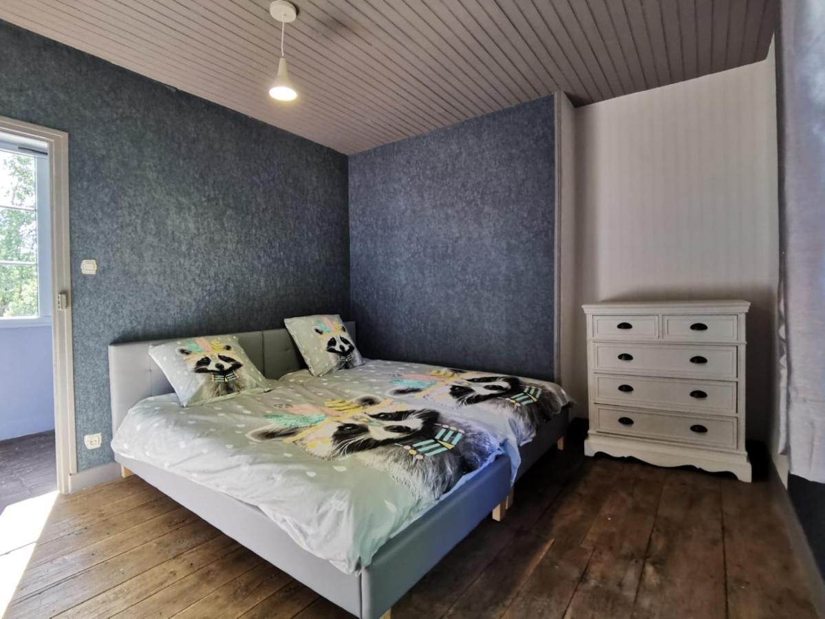 Maison typique périgourdine avec piscine Paulin Extérieur photo